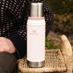 Stanley Klasik Vakumlu Paslanmaz Çelik Termos 0.75 LT Açık Pembe