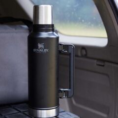 Stanley Klasik Vakumlu Paslanmaz Çelik Termos 1.9 LT Siyah