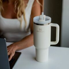 Stanley Quencher Pipetli Termos Bardak 1.18 Lt Rose